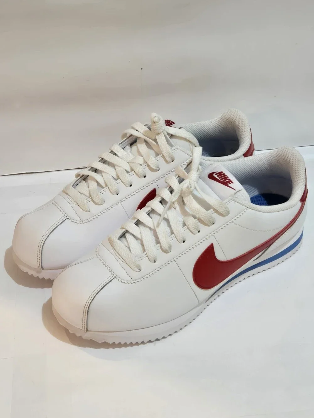Nike Cortez Men's Size 8 White Varsity Red Blue Sneakers